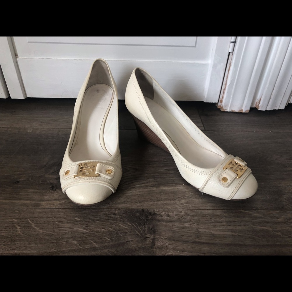 Tory Burch Cream Wedge Heels Size 8